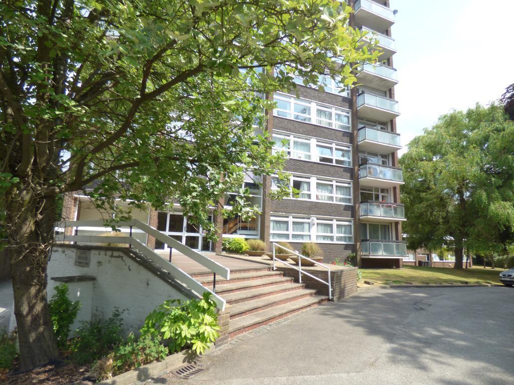 Flat Hermitage Road in Birmingham