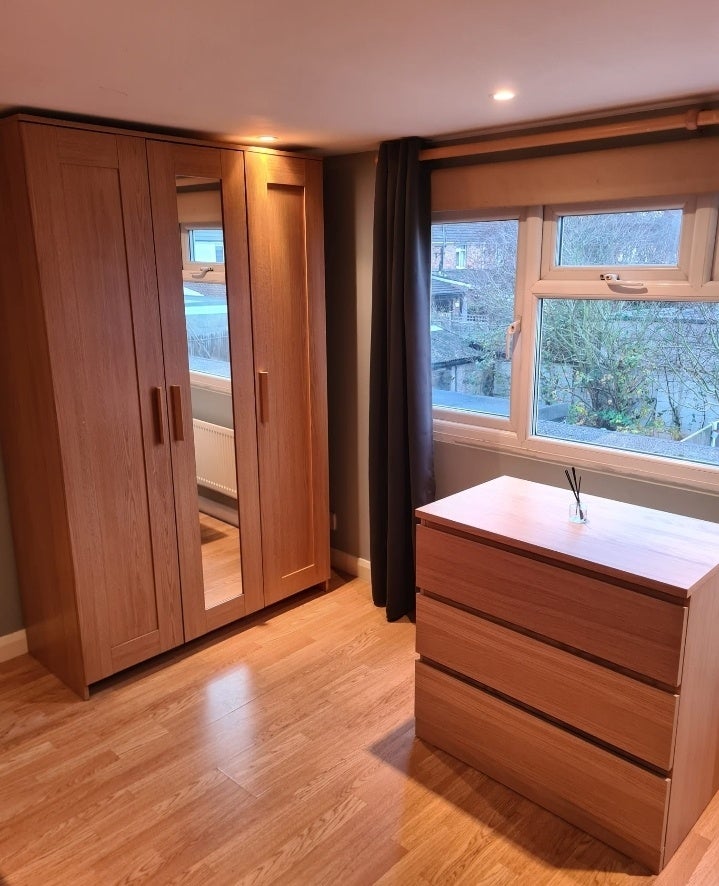 Room Yeading Gardens in Greater London