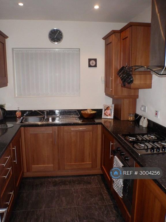 Flat Brompton Avenue in Liverpool