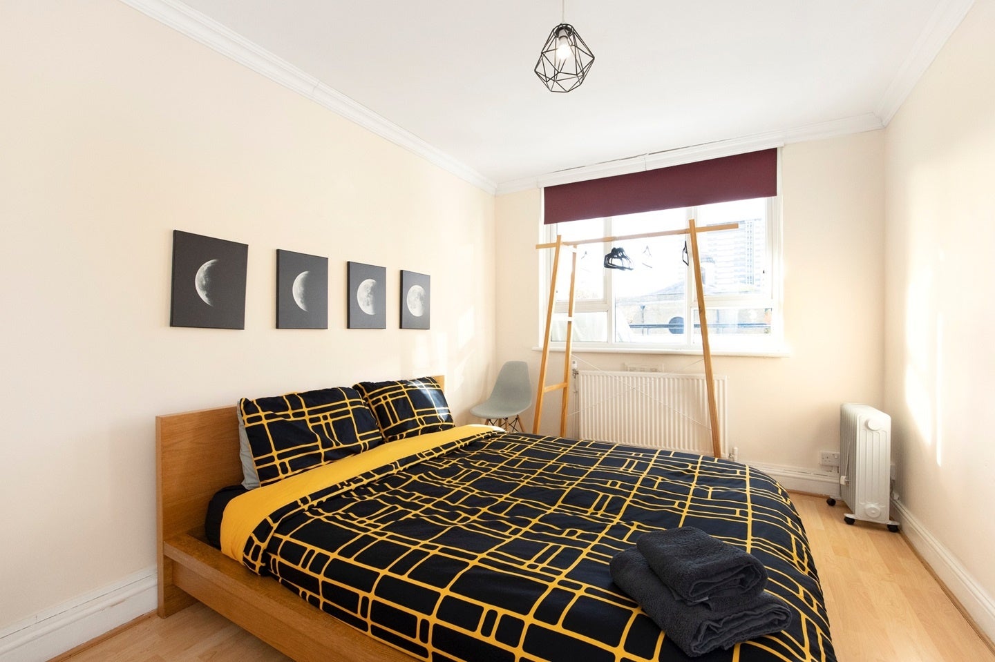 Flat Dingley Road in Greater London