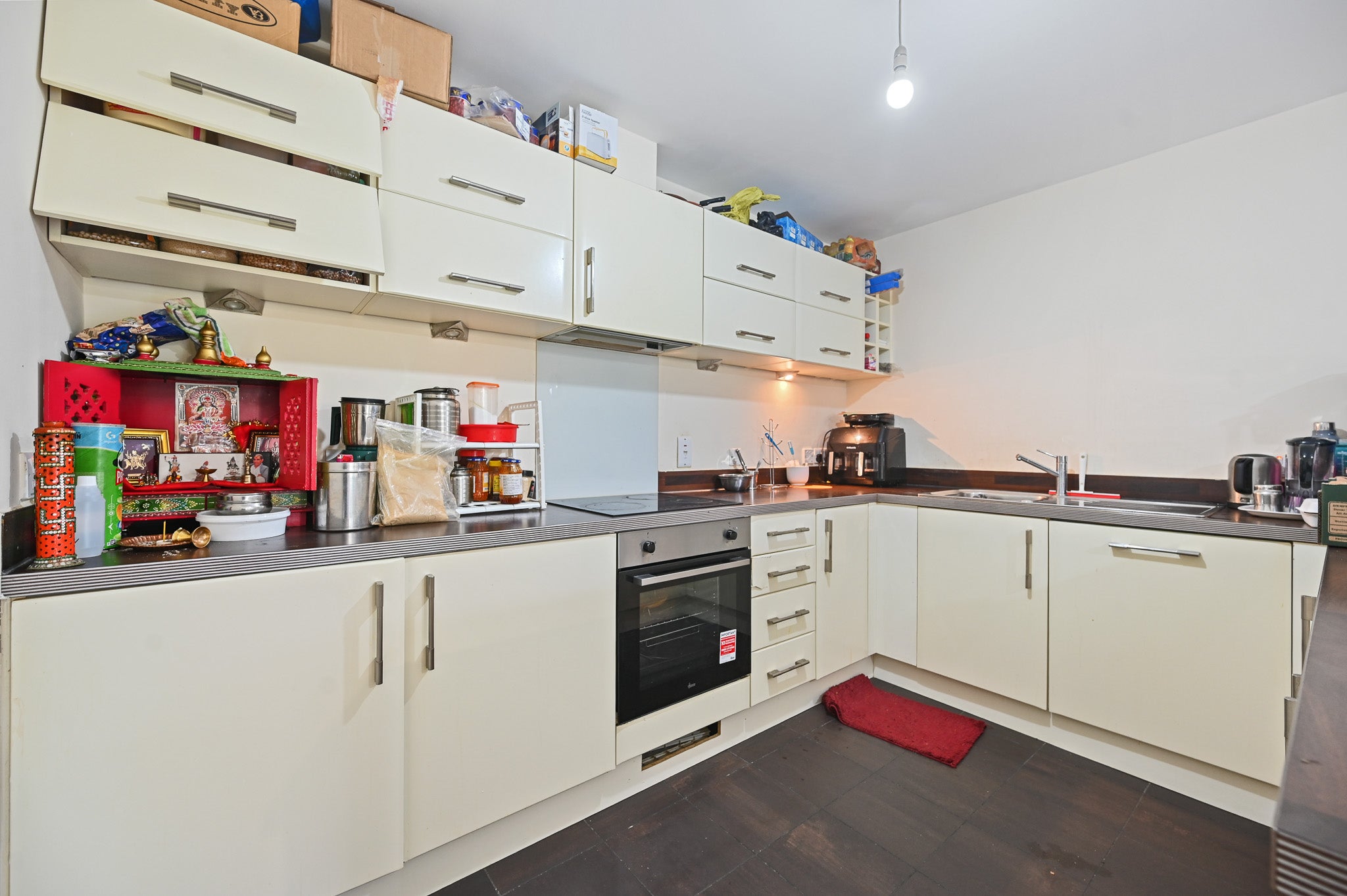 Flat Broadfields in Greater London