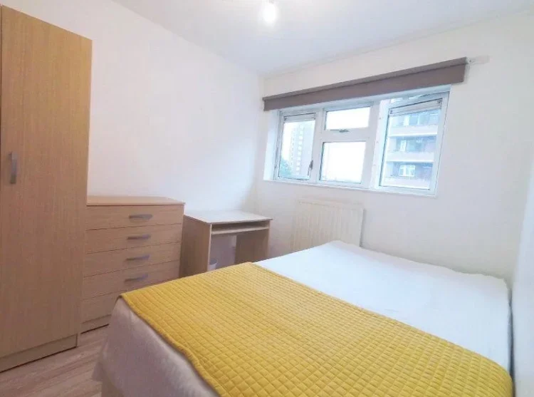 Flat East Street in Greater London