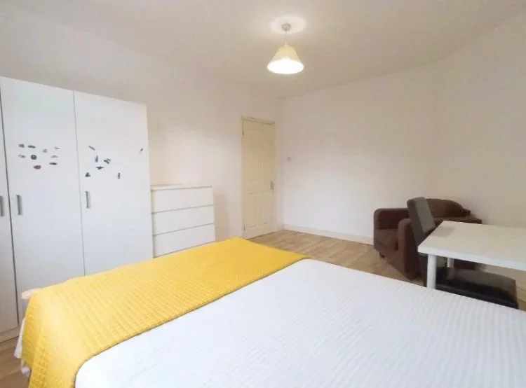 Flat East Street in Greater London