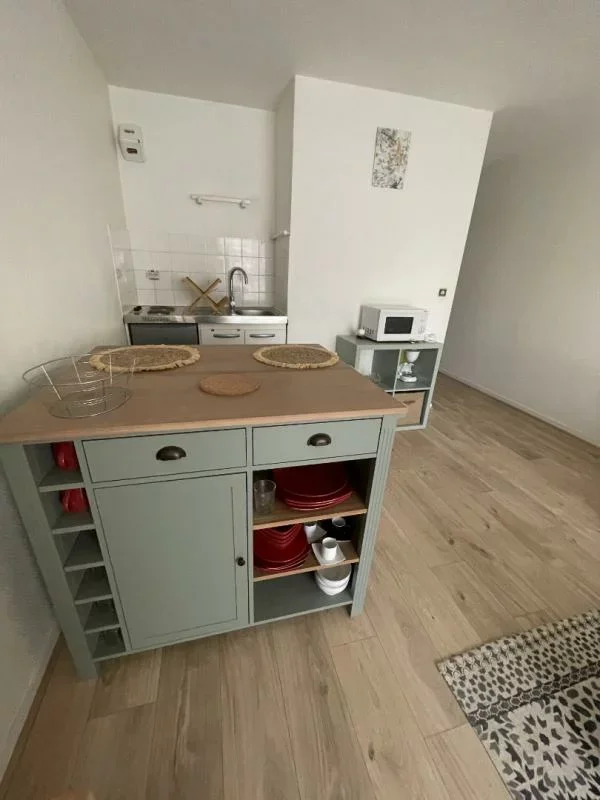 Room Rue Jean de Merville in Lorient