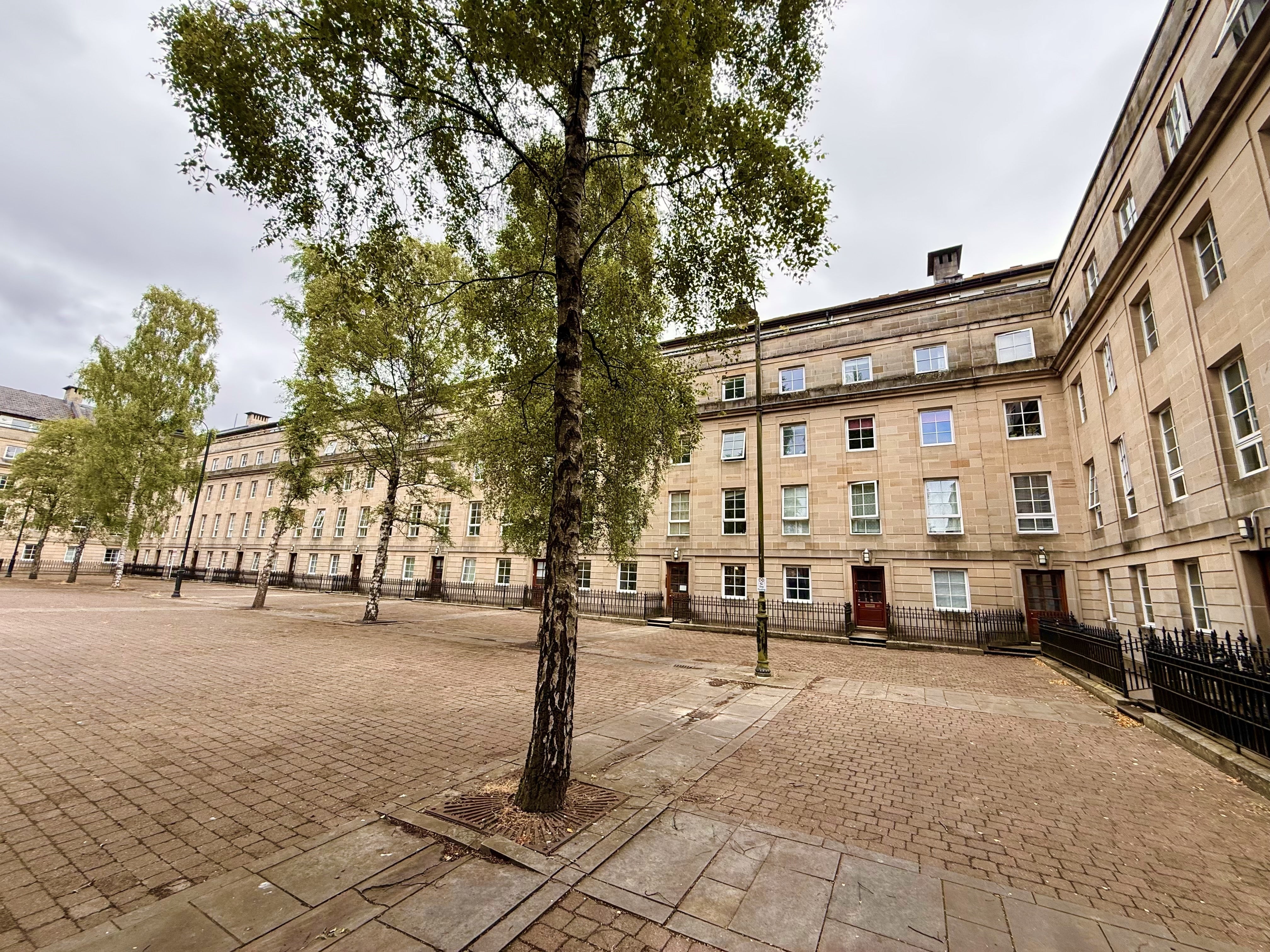 Flat St Andrew's Square in Glasgow