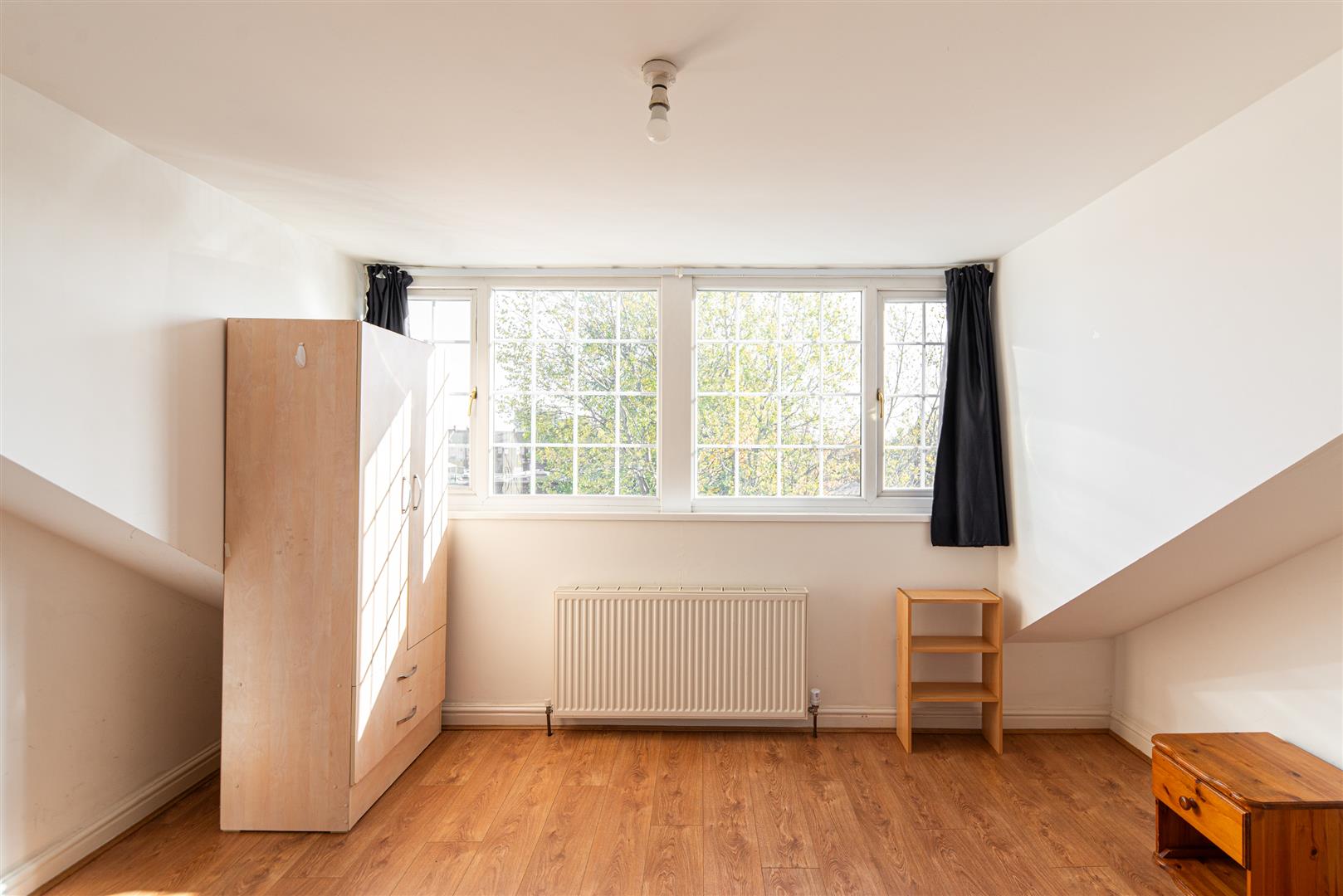 Flat Elliott Terrace in Newcastle upon Tyne