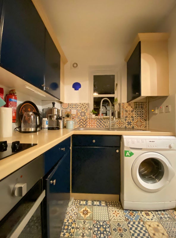 Flat Alpine Grove in Greater London