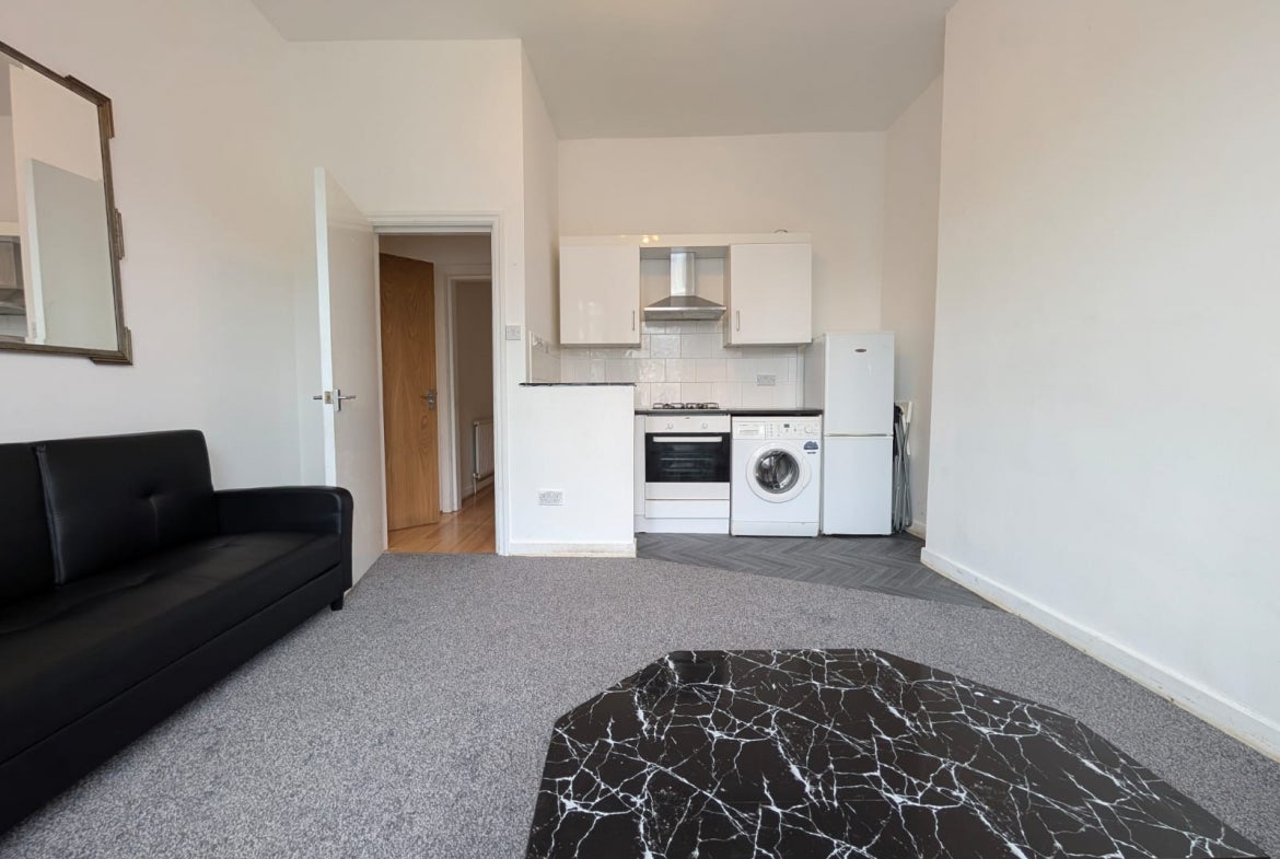 Flat Richmond Grove in Manchester