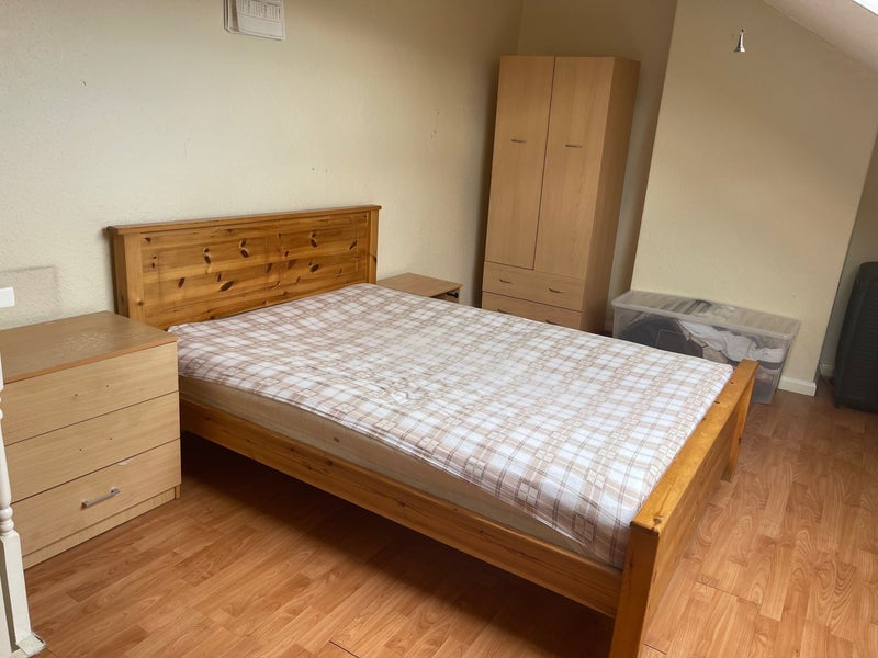 Room Ashton Street in Leeds