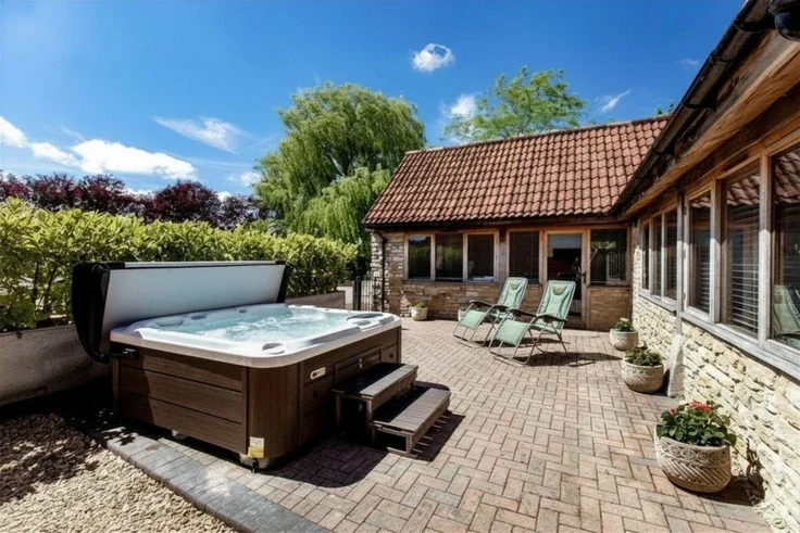 House Bath Road in Seend Cleeve