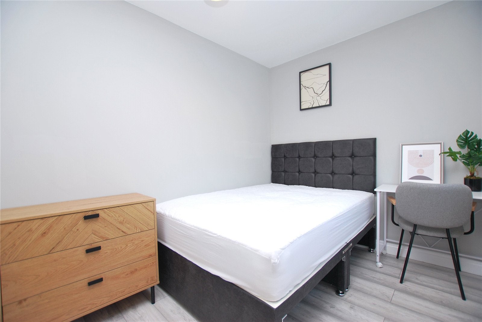 House Southway in Guildford