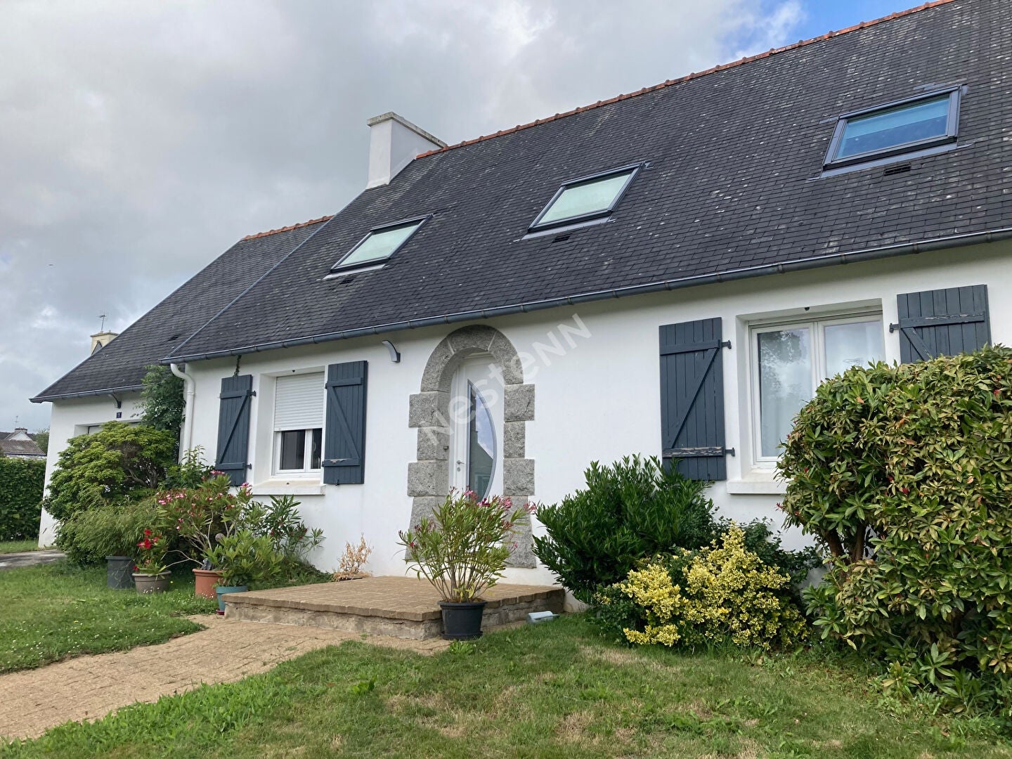 Maison Place Pierre Barré à Briec