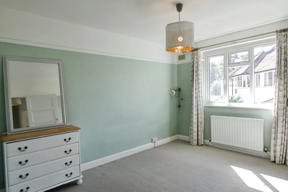 Flat Melbourne Road in Greater London