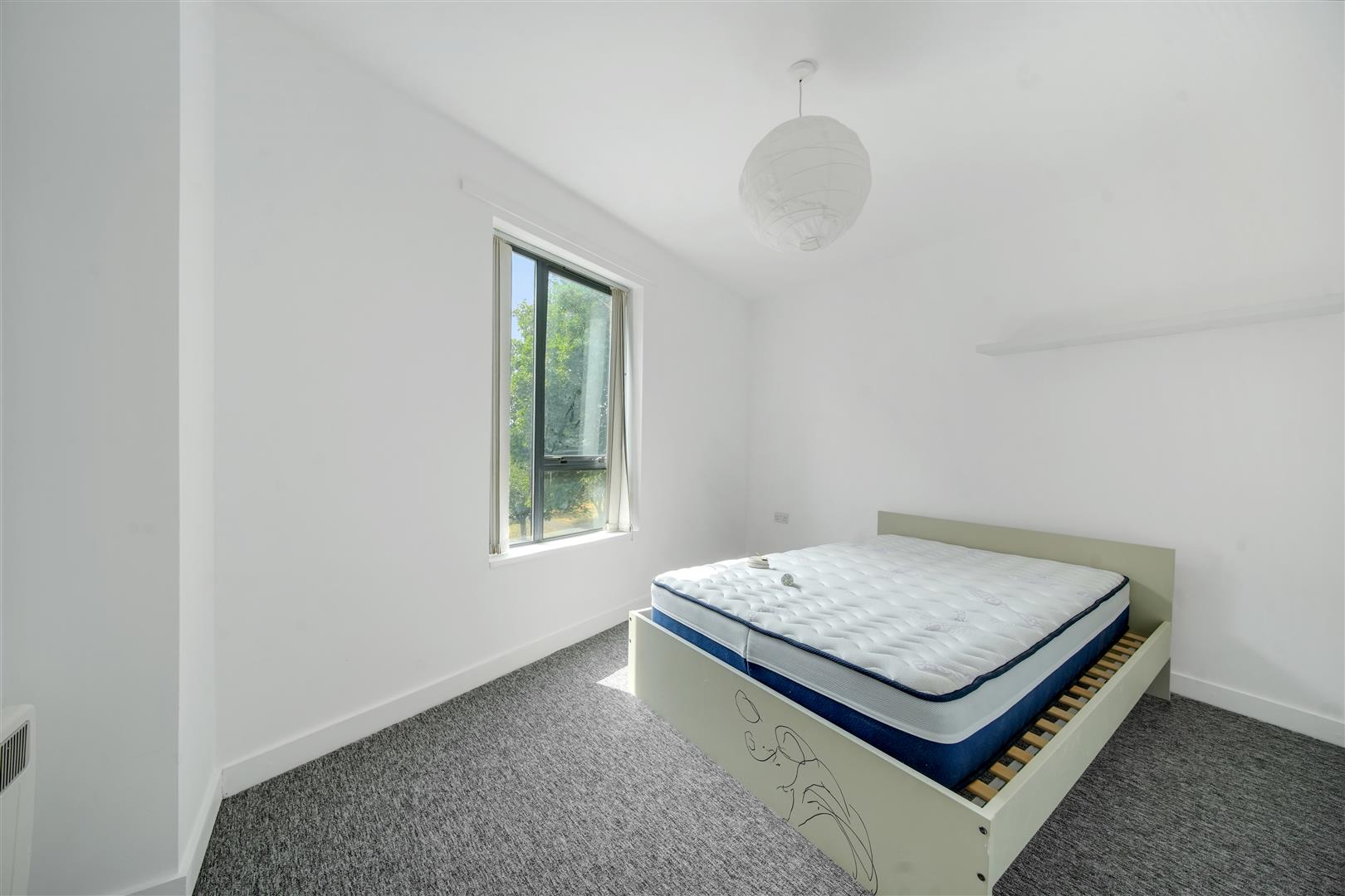 Flat Hermit Road in Greater London