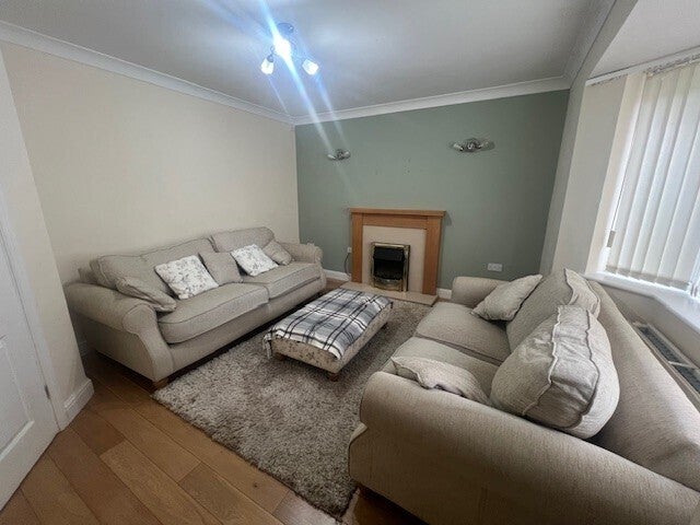 House Oak Way in Tircoed