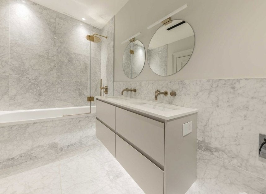 Flat Belgrave Road in City of Westminster