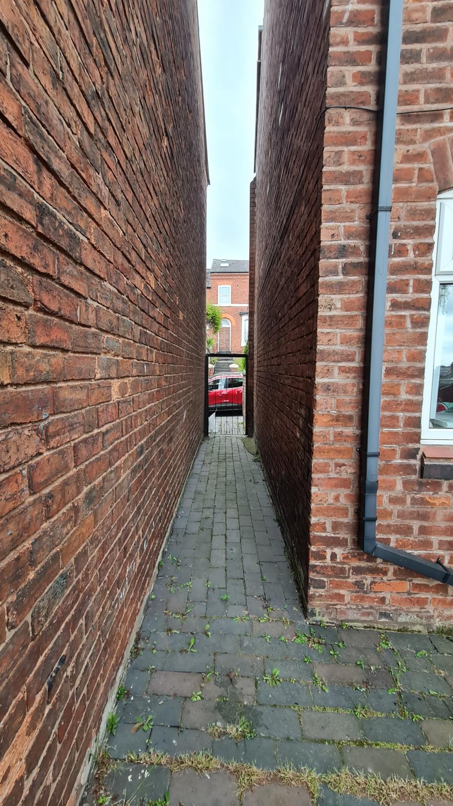 Room Rowley Street in Walsall