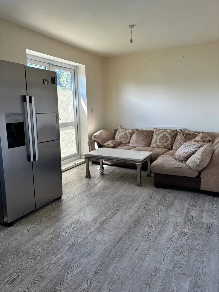 Room Tomswood Hill in Greater London