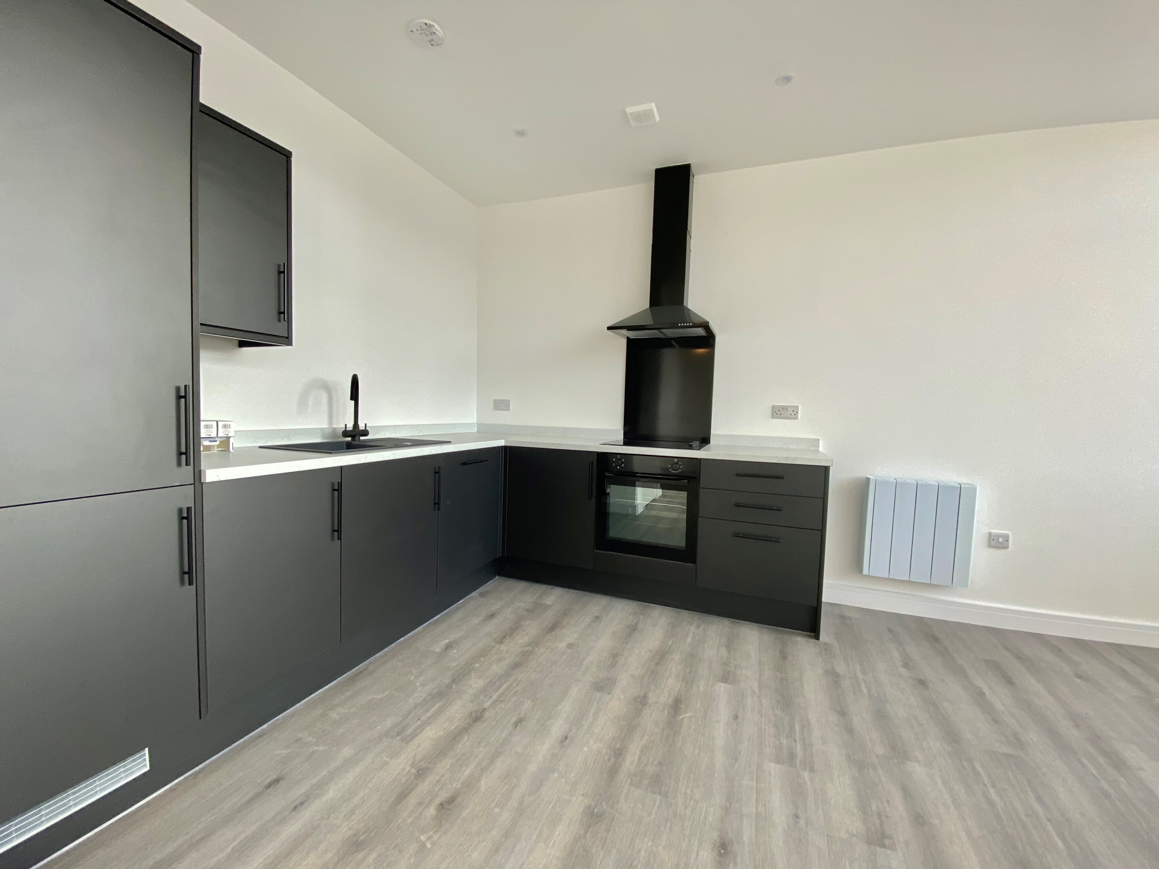 Flat Flamborough Close in Peterborough