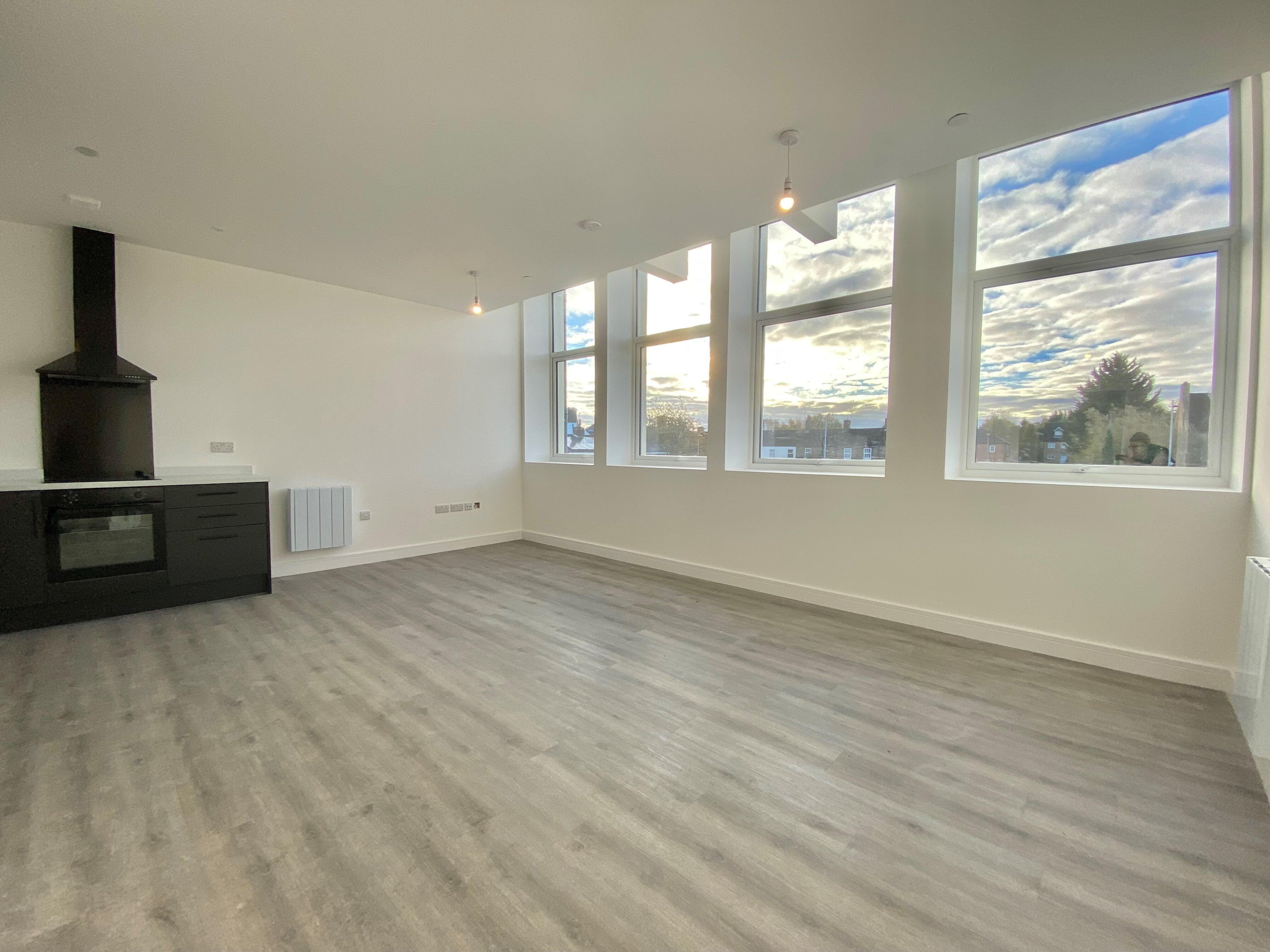 Flat Flamborough Close in Peterborough