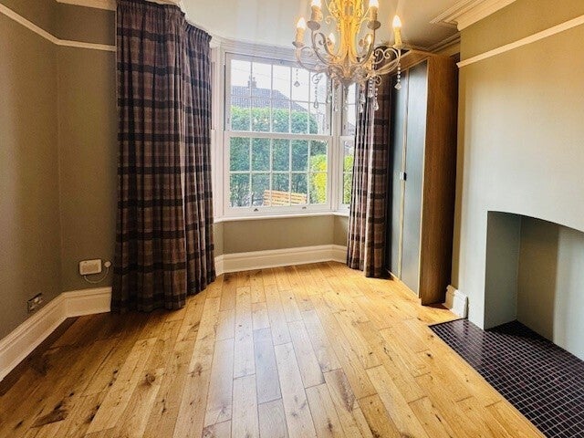 Flat Linnards Lane in Wincham