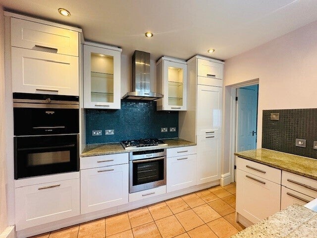 Flat Linnards Lane in Wincham