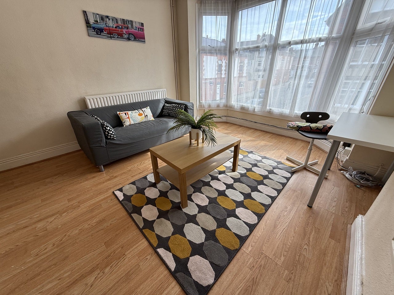 Flat Beckingham Road in Leicester