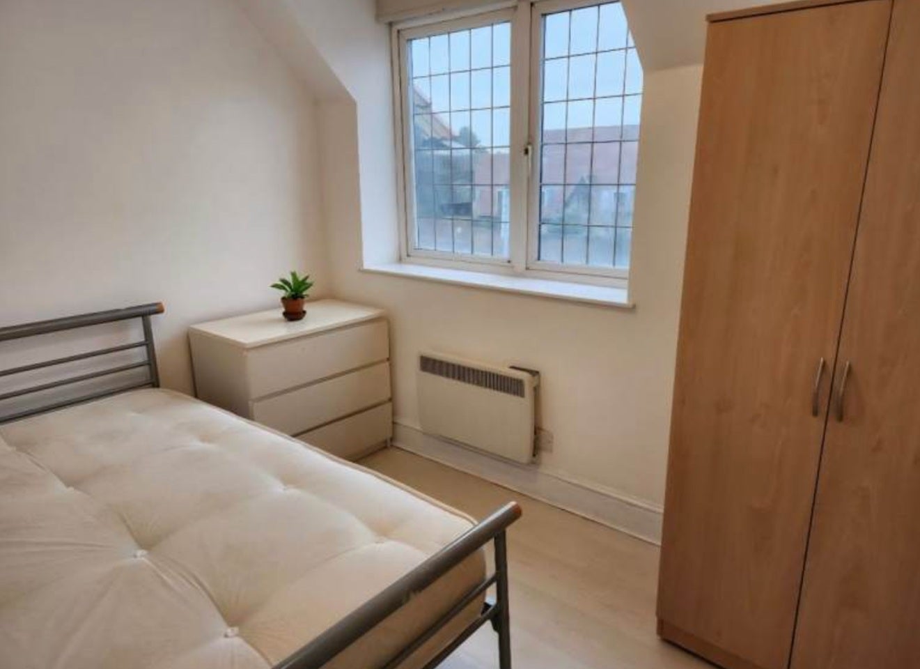 Flat Great West Road in Greater London