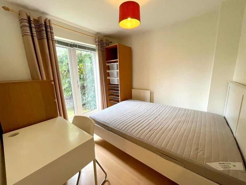 Room Gillquart Way in Coventry