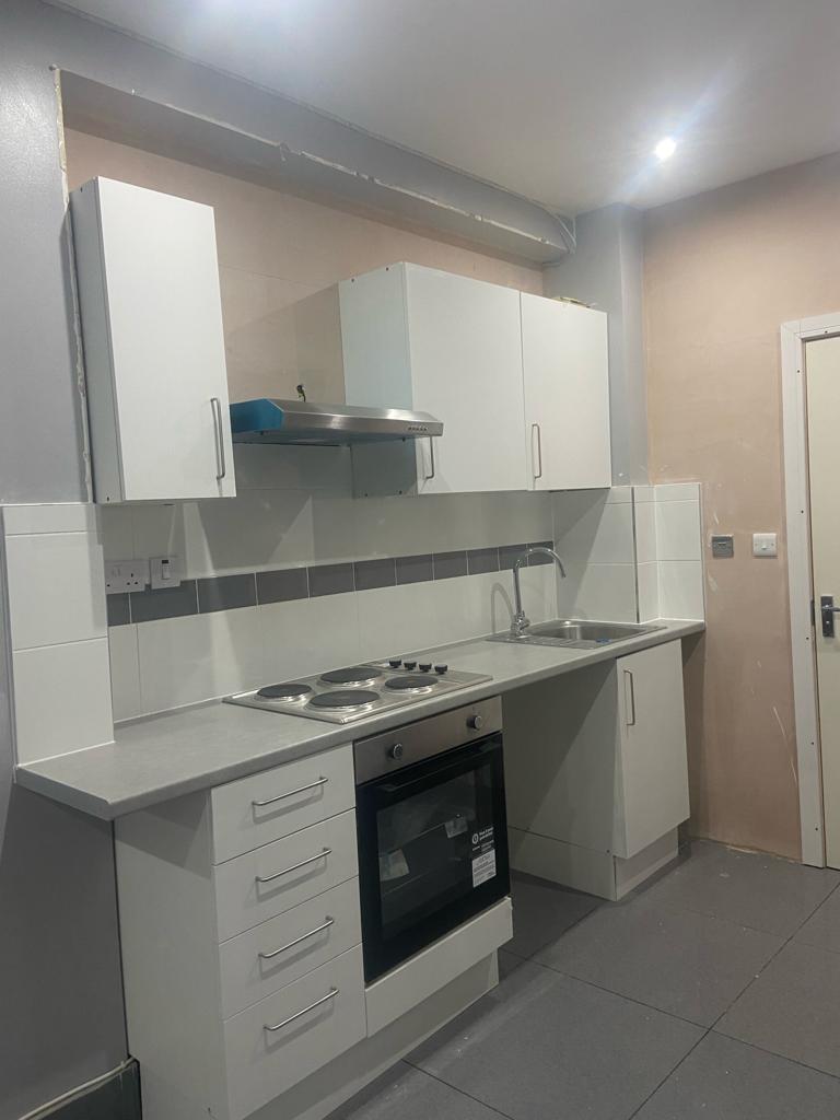 Room Whalebone Lane North in Greater London