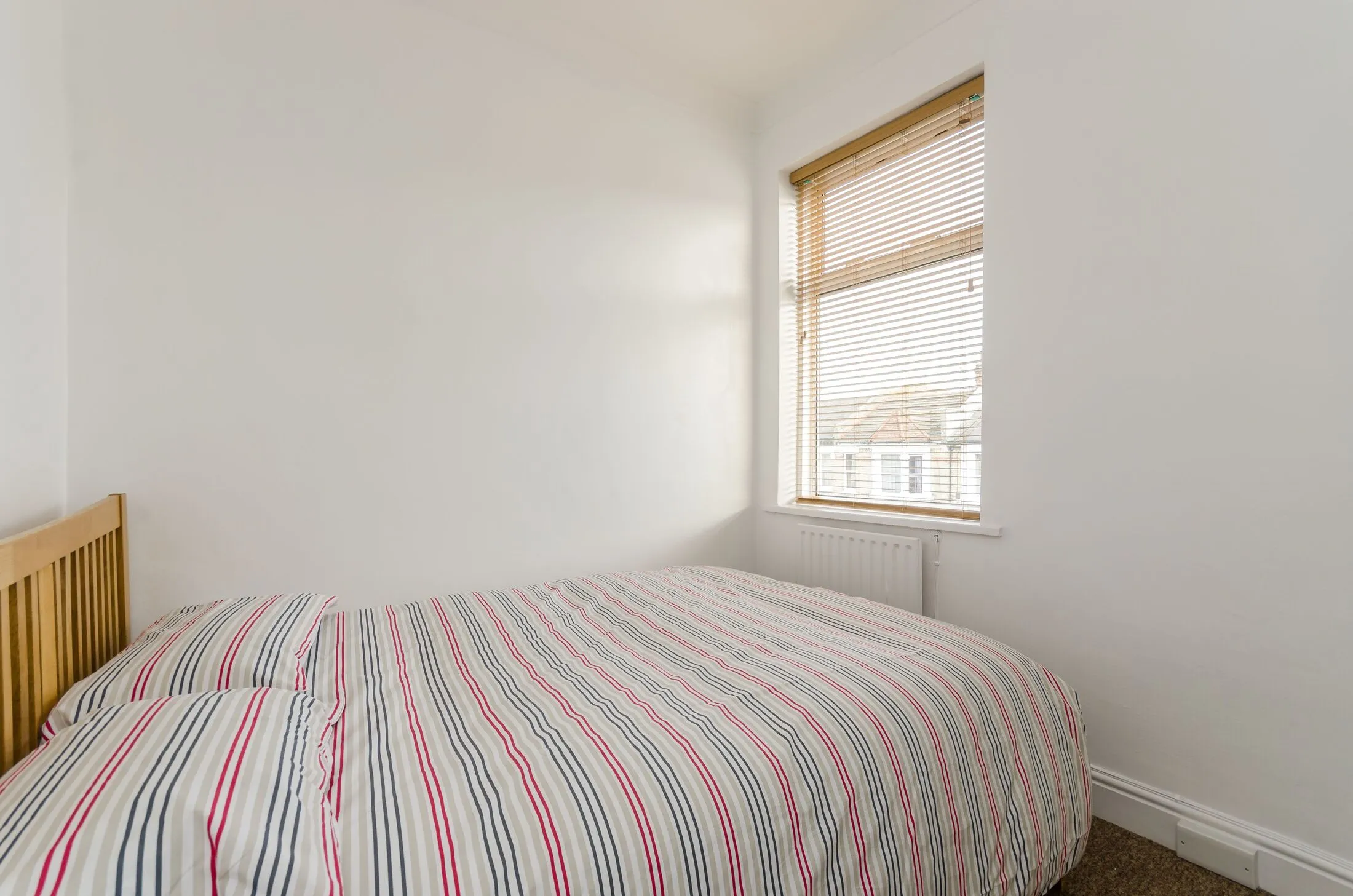 Flat Adelaide Grove in Greater London