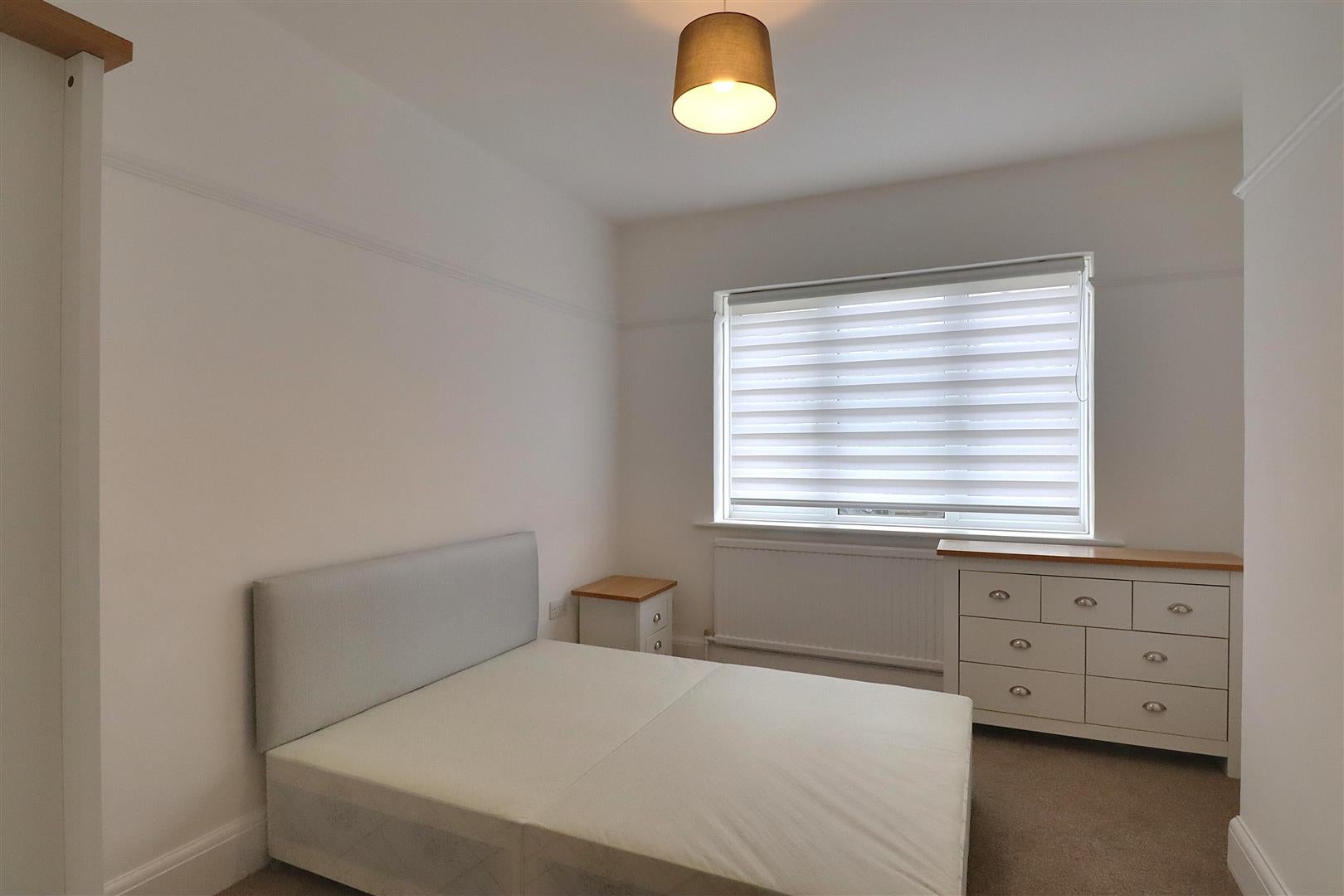Room Upper Brighton Road in Adur
