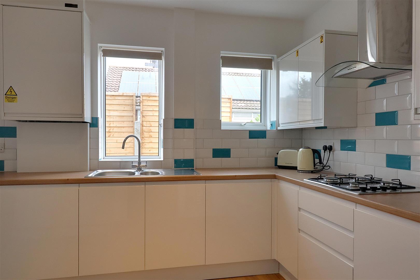 Room Upper Brighton Road in Adur