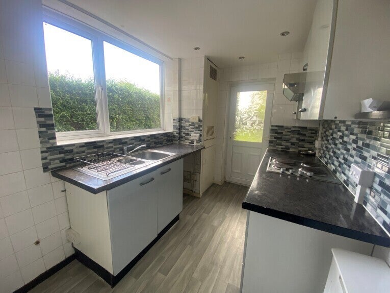 Flat Heaton Avenue in Bramhall