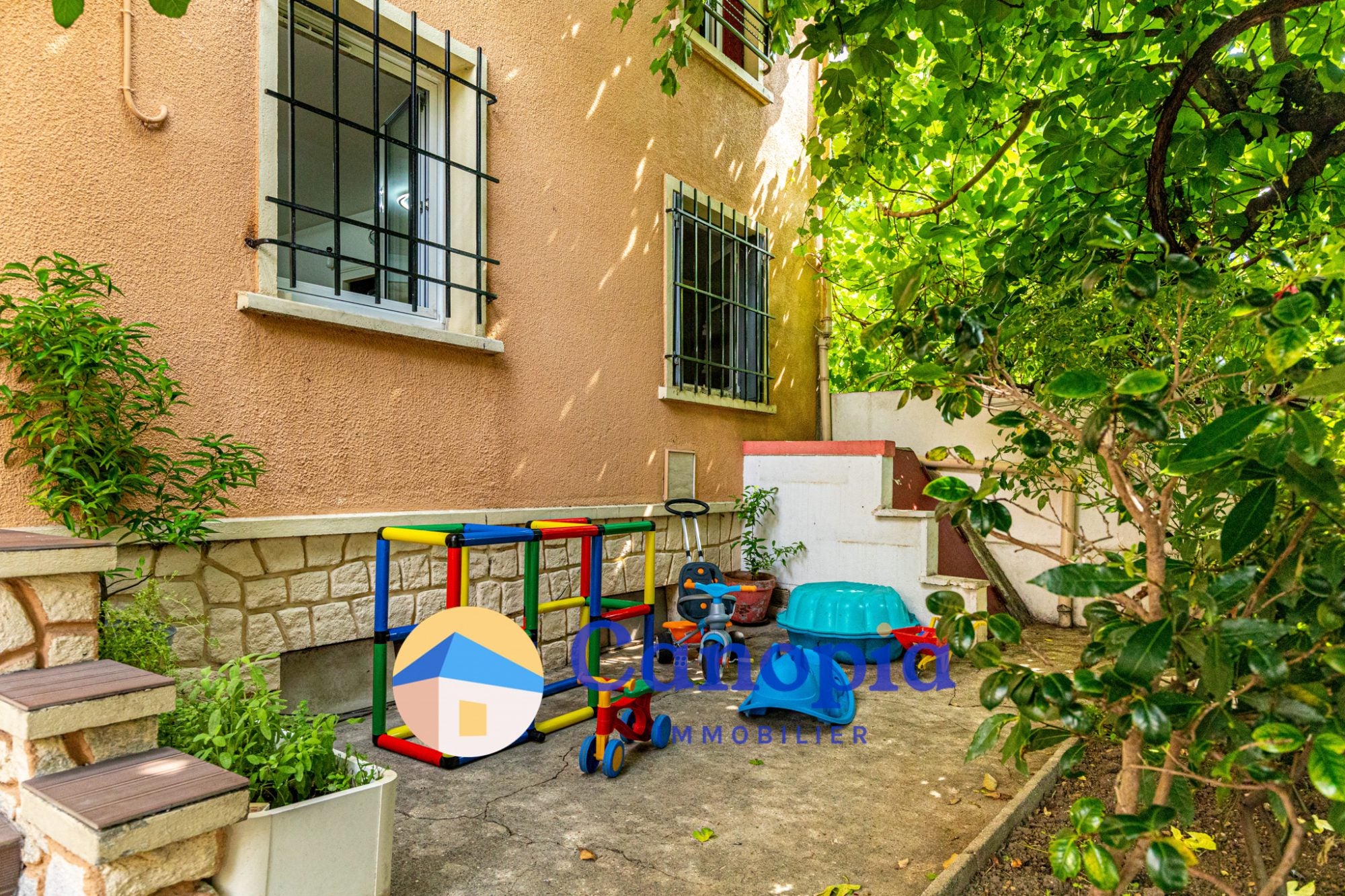 House Rue du Docteur Gosselin in Cachan