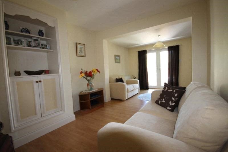 Room Albert Road in Borough of Runnymede
