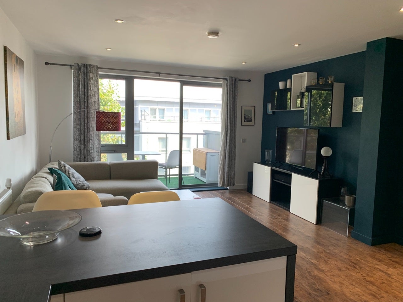 Room Epstein Square in Greater London