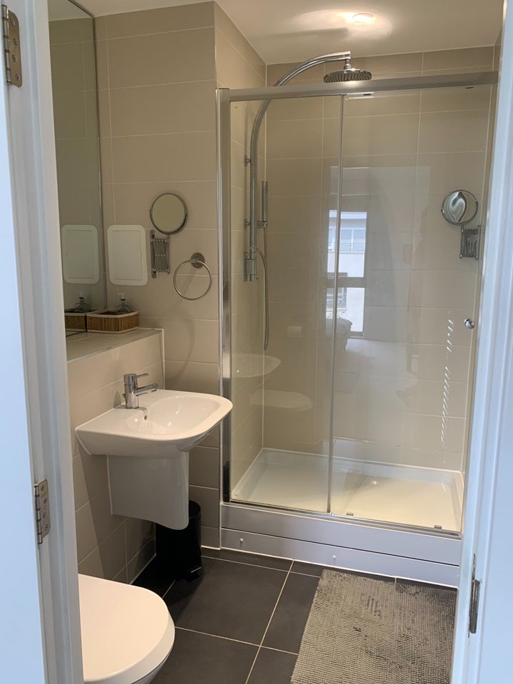 Room Epstein Square in Greater London
