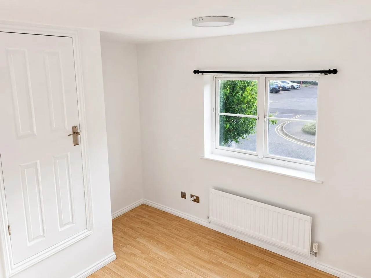 House Stern Close in Greater London