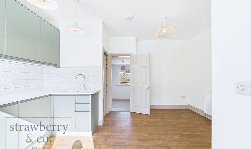 Flat Manworthy Road in Bristol