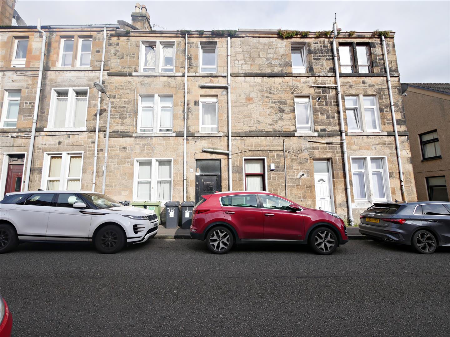 Flat Thistle Street in Kirkintilloch