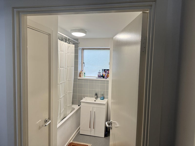 Room Ferrey Mews in Greater London