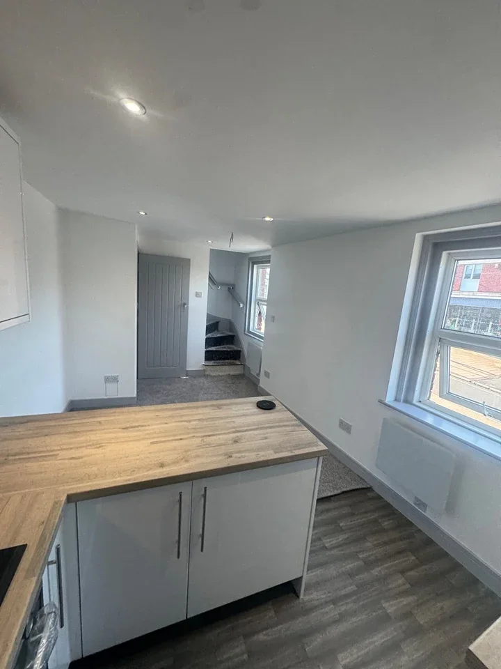 Flat Alma Place in Exeter