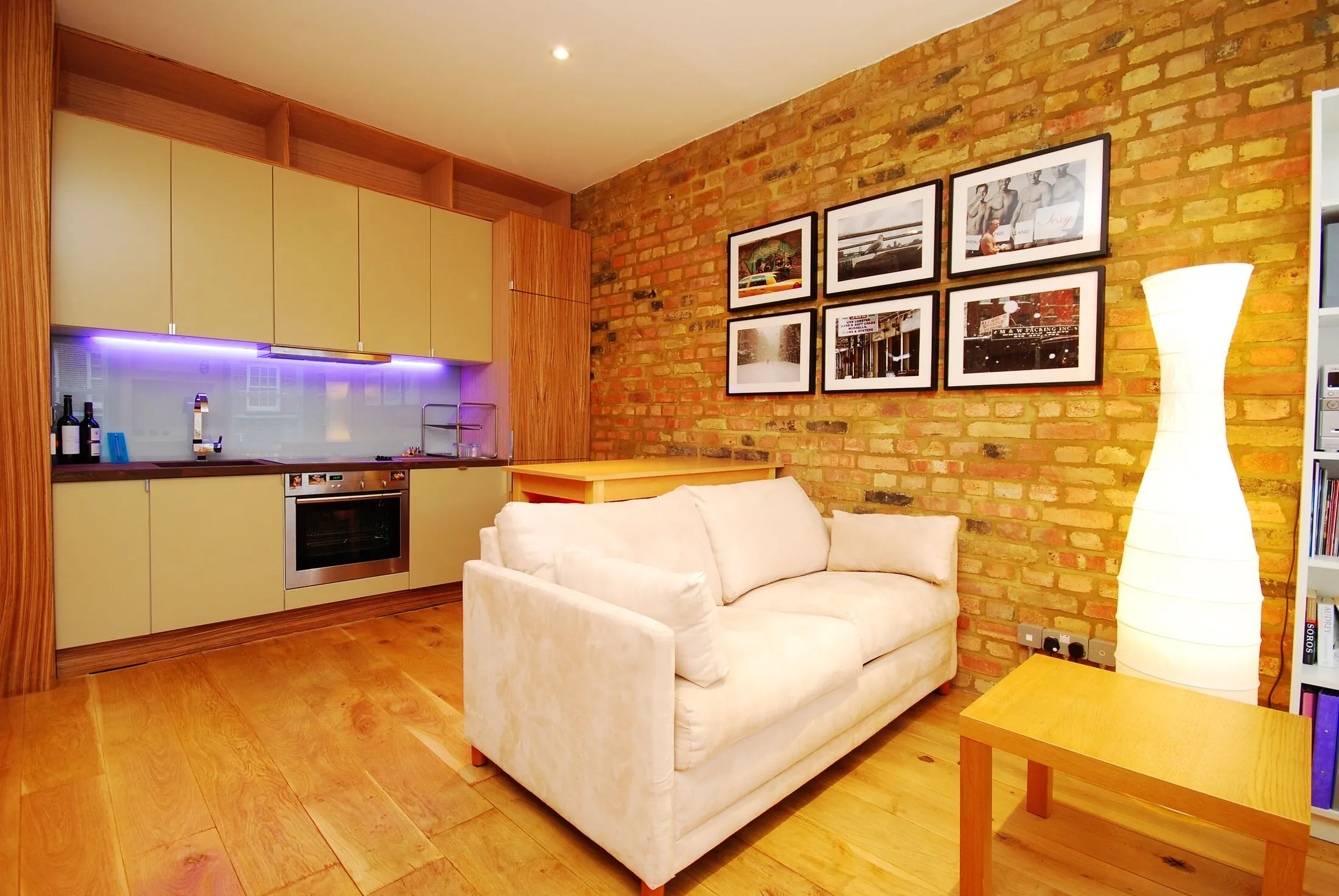 Flat Liverpool Road in Greater London