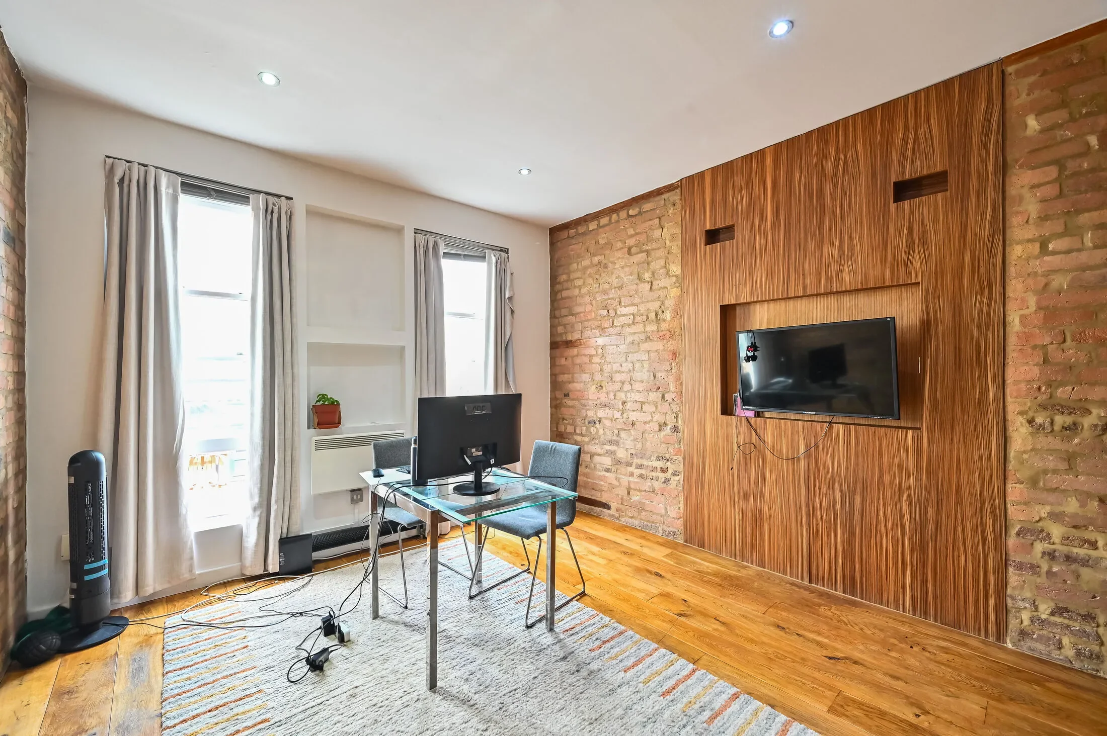 Flat Liverpool Road in Greater London