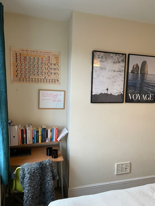 Room East Street in Greater London