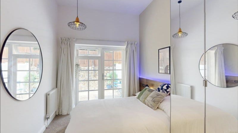 Room Prentiss Court in Greater London