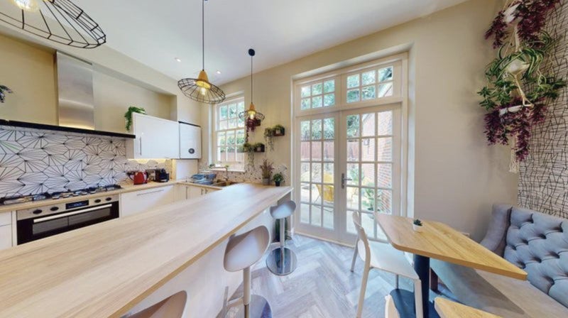 Room Prentiss Court in Greater London