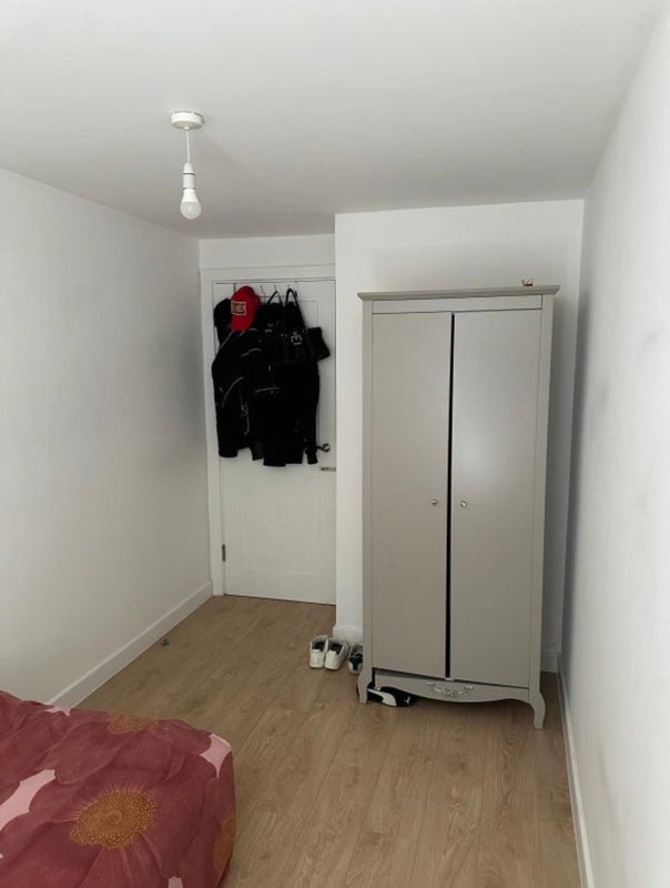 Room George Lane in Greater London