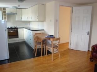 Flat Lordship Lane in Greater London